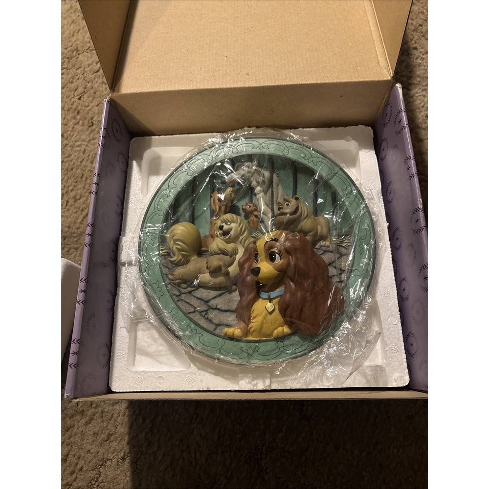 Disney Lady and the Tramp He's A Tramp 3D Collector Plate Limited Edition In Box